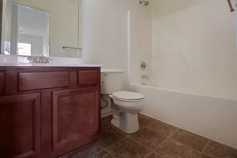 Bath - 137 Warren Pass, Georgetown, KY 40324 photo 3 of 3