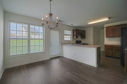 Dining - 137 Warren Pass, Georgetown, KY 40324 photo 1 of 1