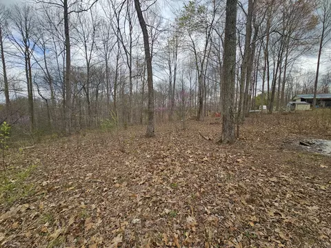 380 Brinson Pl # B, Waynesburg, KY 40489