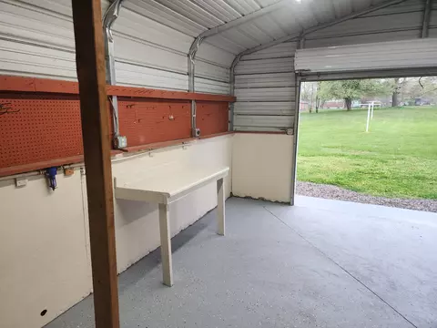 Exterior - 990 Estesburg Rd, Eubank, KY 42567 photo 12 of 16