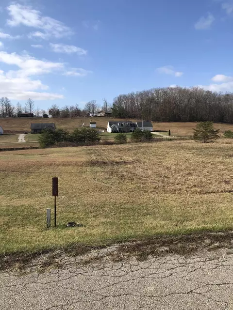 129 Fay St, Jeffersonville, KY 40337