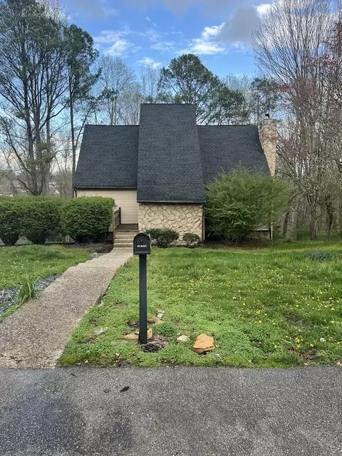 606 Country Club Ests, London, KY 40744