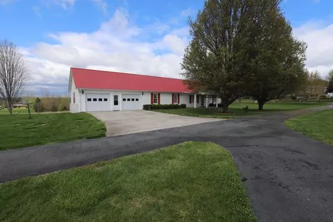 42 High Ridge Ln, Science Hill, KY 42553