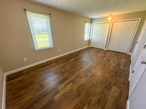 Bedroom - 119 Blue Ridge Dr, Berea, KY 40403 photo 1 of 8