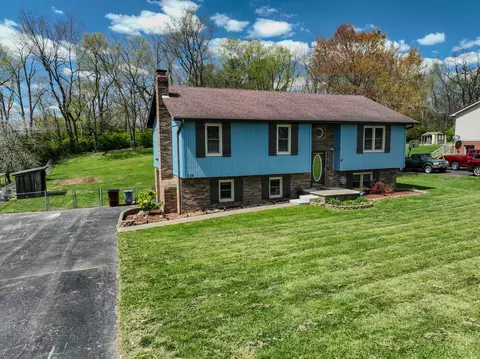 Exterior - 119 Blue Ridge Dr, Berea, KY 40403 photo 13 of 17