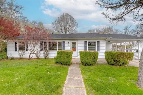 135 Beaumont Ave, Frankfort, KY 40601