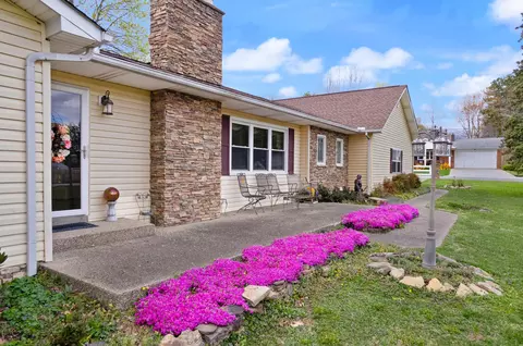 Exterior - 161 Cobb St, Corbin, KY 40701 photo 2 of 17