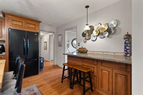 Dining - 161 Cobb St, Corbin, KY 40701 photo 1 of 3