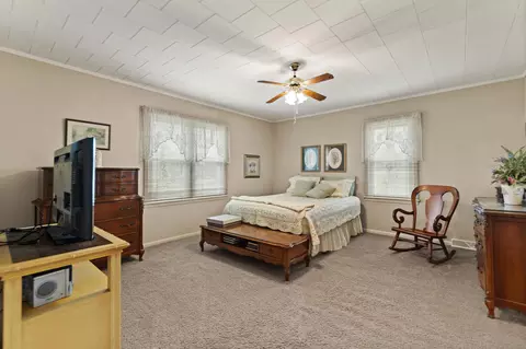Bedroom - 161 Cobb St, Corbin, KY 40701 photo 3 of 7