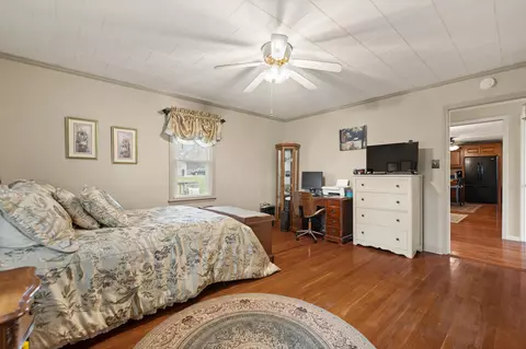 Bedroom - 161 Cobb St, Corbin, KY 40701 photo 5 of 7