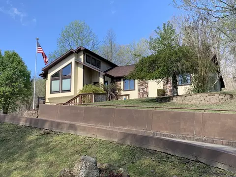 Exterior - 193 Collier Ave, Jackson, KY 41339 photo 2 of 12