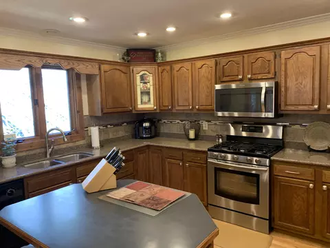 Kitchen - 193 Collier Ave, Jackson, KY 41339 photo 2 of 2