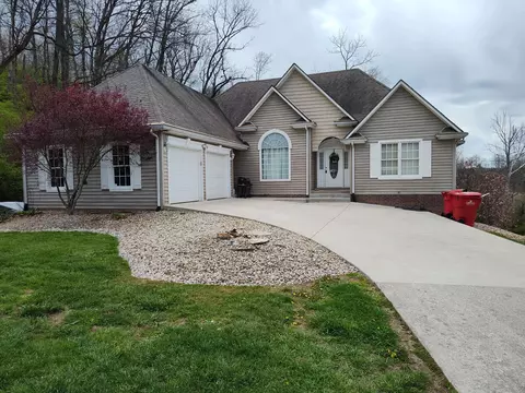 138 Welchwood Dr, Berea, KY 40403