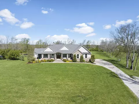 5903 Stewart Rd, Lexington, KY 40515