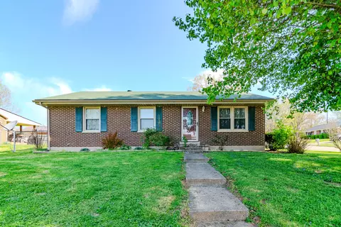 260 Elaine Dr, Mount Sterling, KY 40353