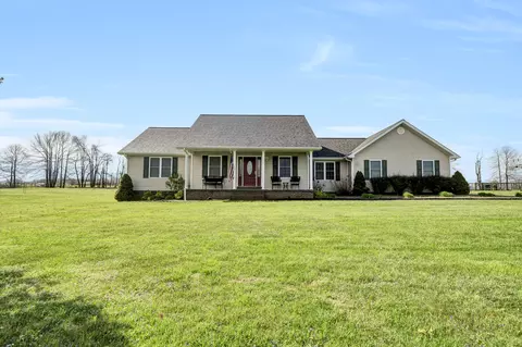 137 Walnut Dr, Jeffersonville, KY 40337
