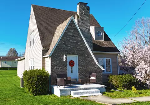 3305 Ky-10, Tollesboro, KY 41189
