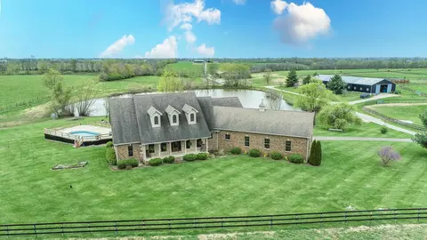 18541856 Clintonville Rd, Paris, KY 40361