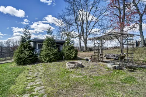 Exterior - 177 Hemlock Dr, Morehead, KY 40351 photo 13 of 19