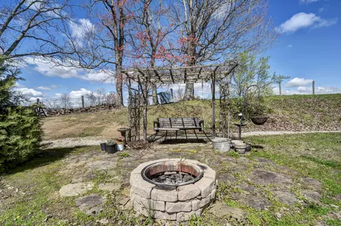 Exterior - 177 Hemlock Dr, Morehead, KY 40351 photo 18 of 19