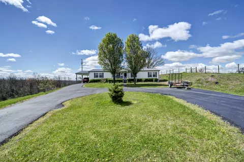 Exterior - 177 Hemlock Dr, Morehead, KY 40351 photo 2 of 19