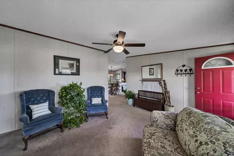 Living - 177 Hemlock Dr, Morehead, KY 40351 photo 7 of 8