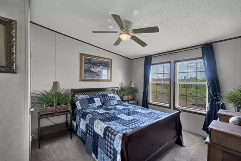 Bedroom - 177 Hemlock Dr, Morehead, KY 40351 photo 5 of 6