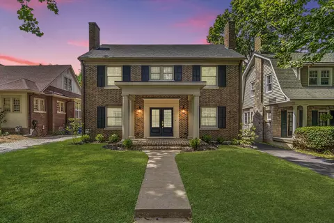 321 Sycamore Rd, Lexington, KY 40502