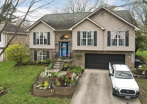 4805 Agape Dr, Lexington, KY 40514