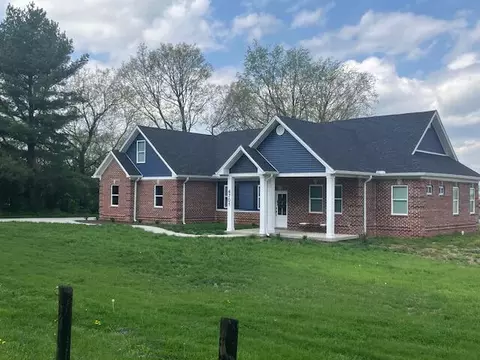 4701 Keene Rd, Lexington, KY 40513