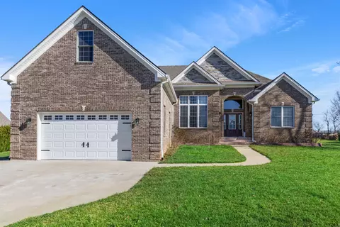 112 Colonial Dr, Versailles, KY 40383