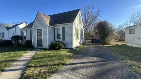Exterior - 111 Wilson St, Berea, KY 40403 photo 4 of 8