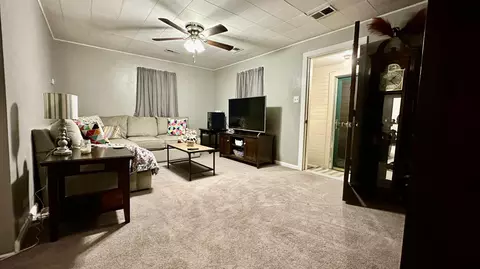 Living - 111 Wilson St, Berea, KY 40403 photo 1 of 1