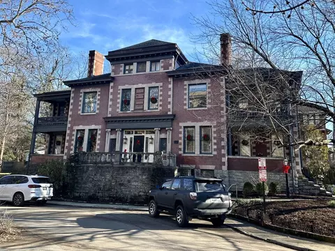 310 Hampton Ct, Lexington, KY 40508