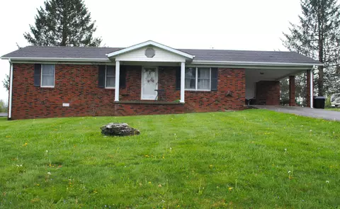 95 Halls Gap Estates Rd, Stanford, KY 40484