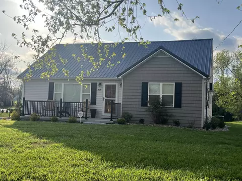 205 Main St, Russell Springs, KY 42642