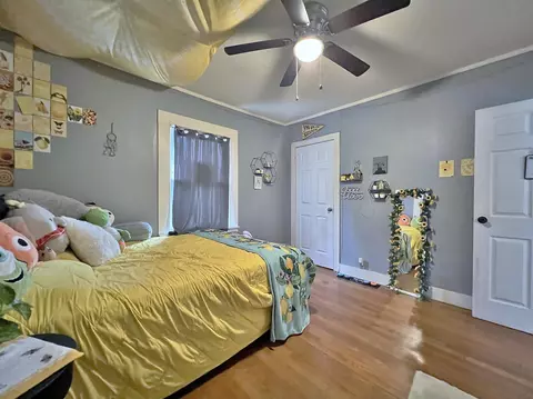 Bedroom - 331 Kentucky 92, Williamsburg, KY 40769 photo 9 of 11