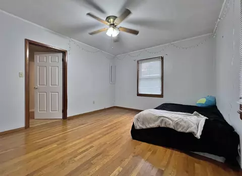 Bedroom - 331 Kentucky 92, Williamsburg, KY 40769 photo 3 of 11