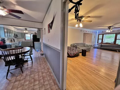 Dining - 331 Kentucky 92, Williamsburg, KY 40769 photo 1 of 2
