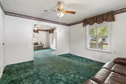 818 S Poplar Ave, Corbin, KY 40701 photo 10