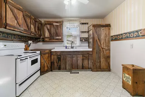 818 S Poplar Ave, Corbin, KY 40701 photo 14