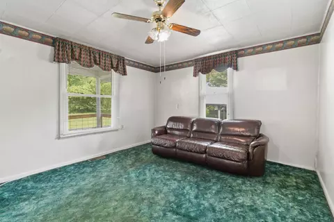 818 S Poplar Ave, Corbin, KY 40701 photo 9