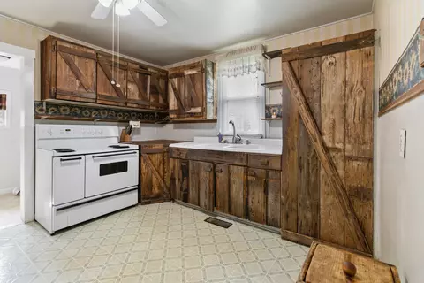818 S Poplar Ave, Corbin, KY 40701 photo 12