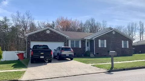 1005 Burnell Drive Dr, Berea, KY 40403 photo 2