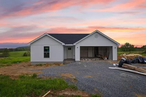 1123 Penick Rd, Lebanon, KY 40033
