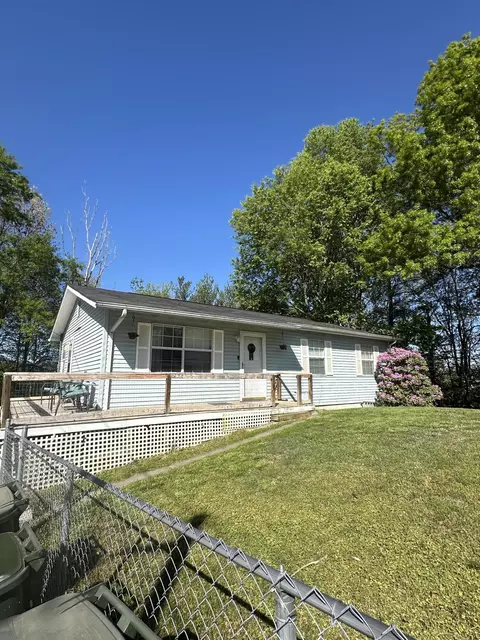 61 Windy Hill Ln, Williamsburg, KY 40769