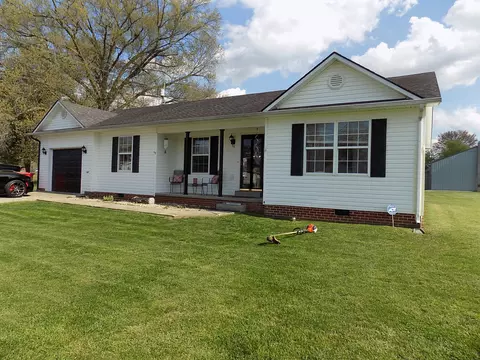 Exterior - 96 Rainbow Dr, Berea, KY 40403 photo 5 of 6