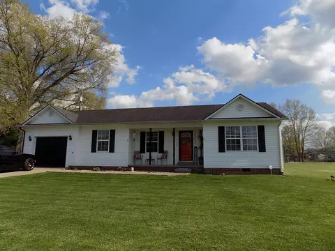 Exterior - 96 Rainbow Dr, Berea, KY 40403 photo 2 of 6