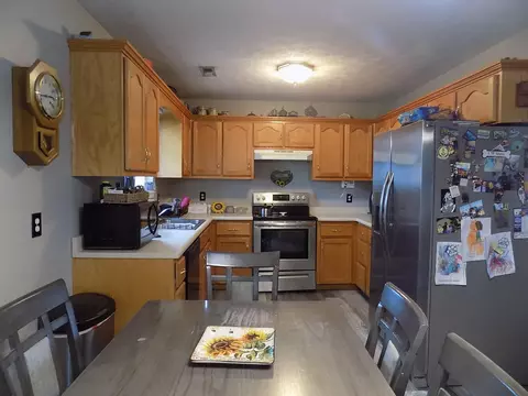 Kitchen - 96 Rainbow Dr, Berea, KY 40403 photo 1 of 1