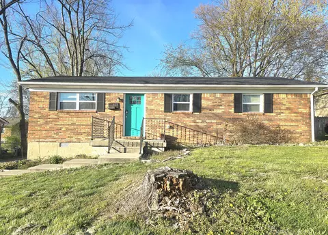 621 Wagonwheel Rd, Richmond, KY 40475
